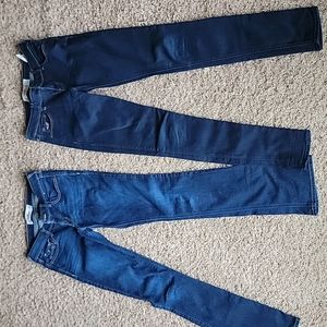 Hollister Jeans 27x33 (2 pair)